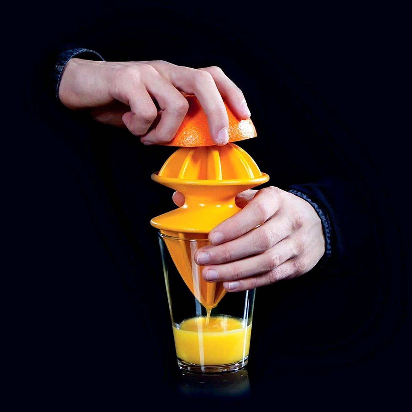 JatPat Juicer Citrus Hand Juicer உயர்தர பிரீமியம் ஜூஸர் வீட்டு உபயோகம் மற்றும் பல உபயோக ஜூசர் (பிளாஸ்டிக்) 